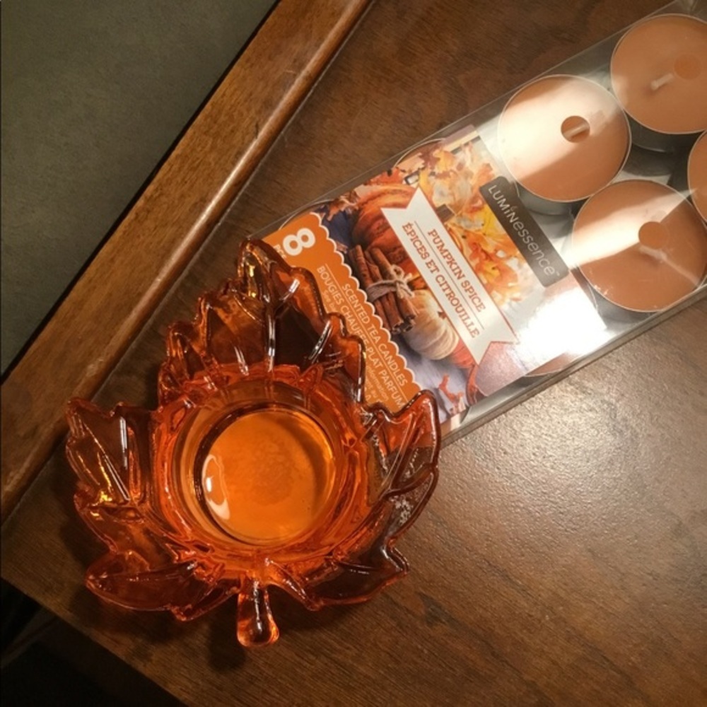 Fall Decor Leaf Tealight Holder & Pumpkin Spice candles - Picture 8 of 8